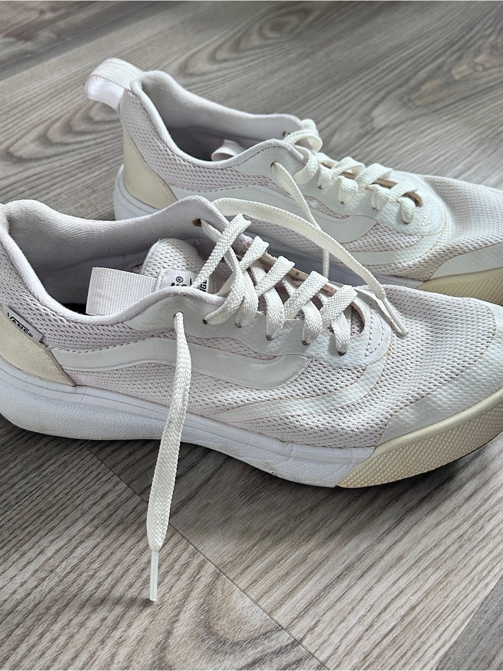Vans Cream and White Low-Top Mesh Sneakers